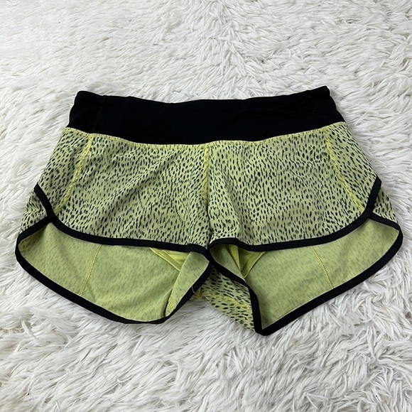 Lululemon Run: Speed Short *4-way Stretch Dottie Dash Clarity Yellow Black Black - Picture 1 of 6